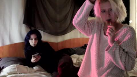 Snapshot of avny_loki chatting on 11, 10, 2025 Avny online show from 11, 10, 2025