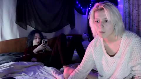 Snapshot of avny_loki chatting on 27, 10, 2025 Avny online show from 27, 10, 2025