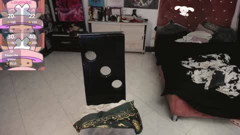 Snapshot of avril2809 chatting on 2, 12, 2024 Abril online show from 2, 12, 2024