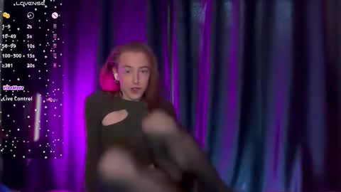 avril_pearly_ online show from 11, 2, 2026