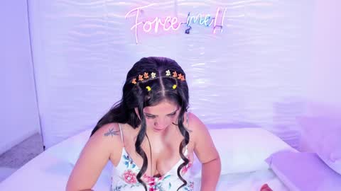 Avy  online show from 25, 1, 2025