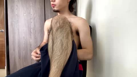 AndrewXxl independent online show from 16, 9, 2025