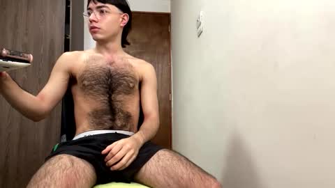 AndrewXxl independent online show from 31, 3, 2026