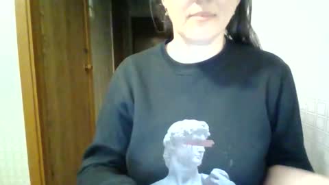 awesomeladyy online show from 15, 4, 2026