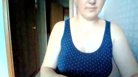 Snapshot of awesomeladyy chatting on 9, 6, 2026 awesomeladyy online show from 9, 6, 2026