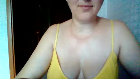 Snapshot of awesomeladyy chatting on 24, 6, 2026 awesomeladyy online show from 24, 6, 2026