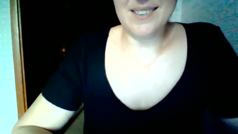 Snapshot of awesomeladyy chatting on 27, 6, 2026 awesomeladyy online show from 27, 6, 2026