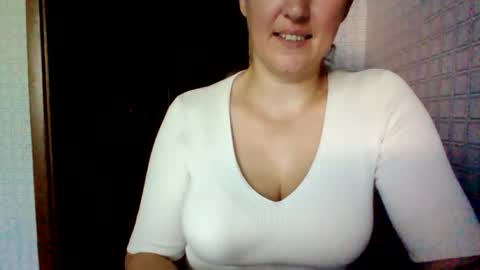 Snapshot of awesomeladyy chatting on 1, 7, 2026 awesomeladyy online show from 1, 7, 2026