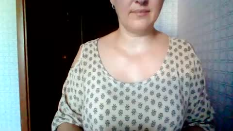 Snapshot of awesomeladyy chatting on 6, 8, 2026 awesomeladyy online show from 6, 8, 2026