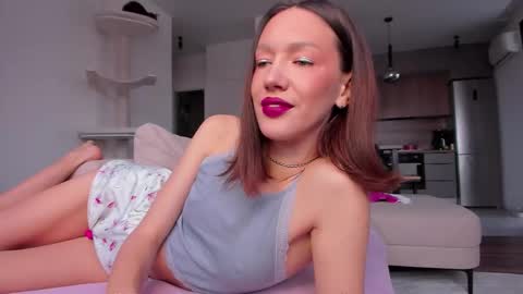 Awgustina online show from 2, 2, 2026