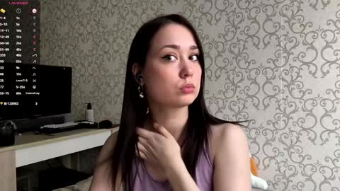 Snapshot of awneedcheer chatting on 1, 6, 2026 Bella online show from 1, 6, 2026