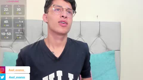 Axel Evanss online show from 11, 2, 2025