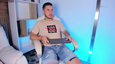 axel_grey_ online show from 27, 9, 2025