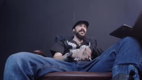 AxelColton online show from 5, 2, 2025