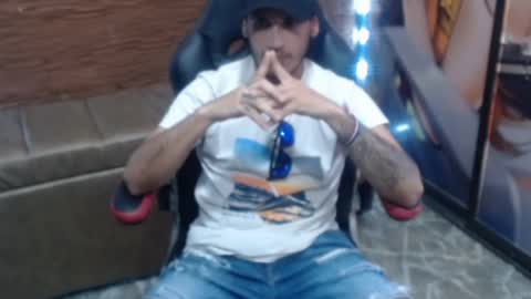 Axell Cross2 online show from 12, 2, 2025