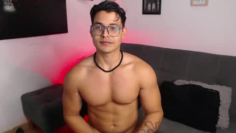 Snapshot of axell_dior chatting on 21, 3, 2026 axell online show from 21, 3, 2026