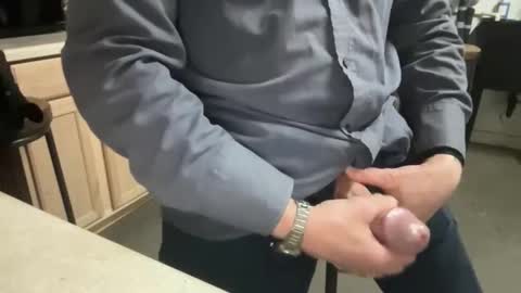 axiomatic777312640 online show from 27, 4, 2026