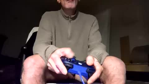 Snapshot of axion13 chatting on 1, 12, 2025 axion13 online show from 1, 12, 2025