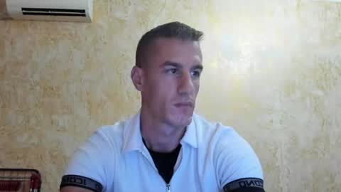 Snapshot of axl_fx chatting on 28, 7, 2026 Axl online show from 28, 7, 2026