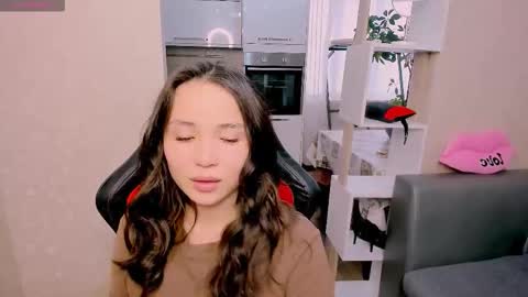 Aya Moon online show from 17, 10, 2025