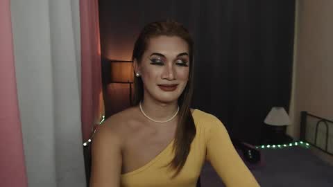 Snapshot of ayamiller chatting on 8, 1, 2025 aya online show from 8, 1, 2025