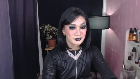 Snapshot of ayamiller chatting on 17, 2, 2025 aya online show from 17, 2, 2025