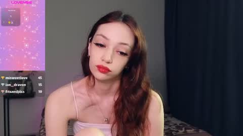 Snapshot of ayehoney chatting on 18, 7, 2026 Hailey Wellington online show from 18, 7, 2026