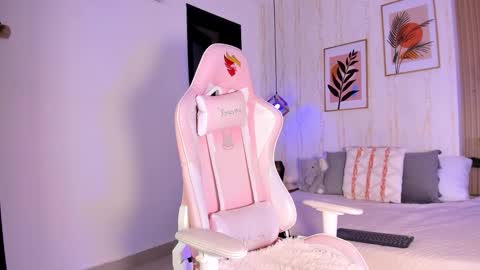 Ayleen online show from 11, 11, 2025