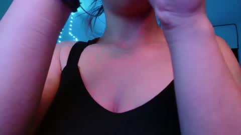 Snapshot of aylin_diazz chatting on 26, 6, 2026 Aylin online show from 26, 6, 2026
