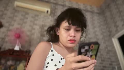 Snapshot of aymkyline chatting on 19, 4, 2026 aymkyline online show from 19, 4, 2026