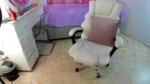 aynara_kiss online show from 17, 9, 2025