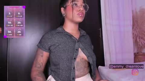 Snapshot of ayselsole chatting on 22, 1, 2025 Emmy online show from 22, 1, 2025