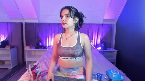 Azahara online show from 1, 4, 2026