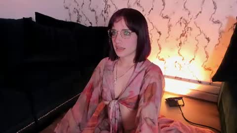 Snapshot of azahara_18 chatting on 27, 6, 2026 Azahara online show from 27, 6, 2026