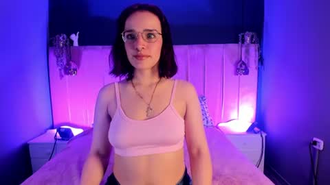 Snapshot of azahara_18 chatting on 2, 7, 2026 Azahara online show from 2, 7, 2026