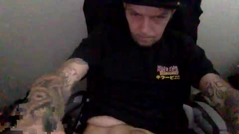 Snapshot of azlee87 chatting on 29, 11, 2025 azlee87 online show from 29, 11, 2025