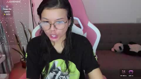 Azu  online show from 29, 3, 2026