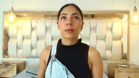 Snapshot of azulmaveric chatting on 13, 7, 2026 AZUL online show from 13, 7, 2026