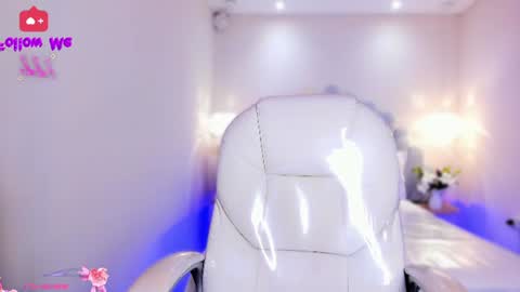 Snapshot of azurakindong chatting on 1, 7, 2026 Azura online show from 1, 7, 2026