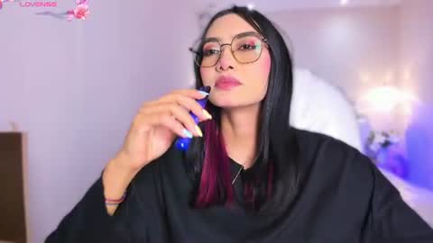 Snapshot of azurakindong chatting on 6, 7, 2026 Azura online show from 6, 7, 2026