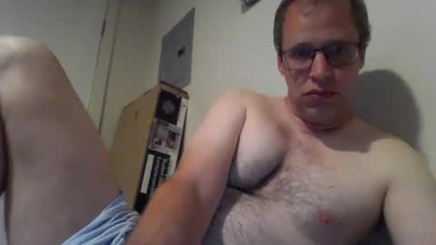 Snapshot of b21lundeen chatting on 9, 9, 2025 your-personal-weener online show from 9, 9, 2025