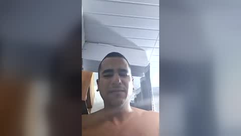 Snapshot of b3b3latino chatting on 11, 7, 2026 B3B3LATINO online show from 11, 7, 2026