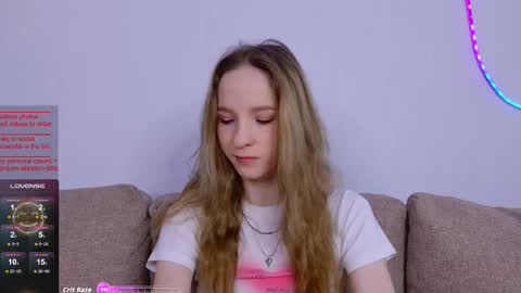 Snapshot of b4by_emilia chatting on 25, 11, 2025 b4by_emilia online show from 25, 11, 2025