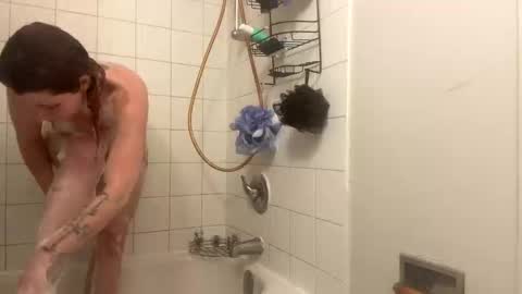 babie_girl_xo online show from 16, 9, 2025