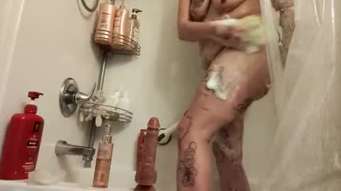 baby_dolltiff85 online show from 6, 4, 2026