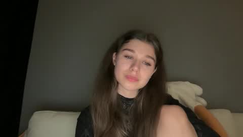 Baby girl nika online show from 1, 5, 2026