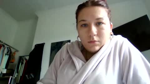 baby_girls2224 online show from 13, 2, 2026