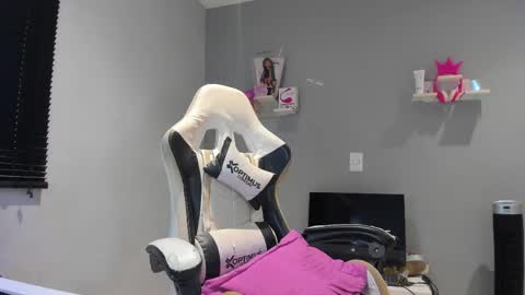 Snapshot of baby_golden chatting on 23, 5, 2026 Jhoana Franco online show from 23, 5, 2026