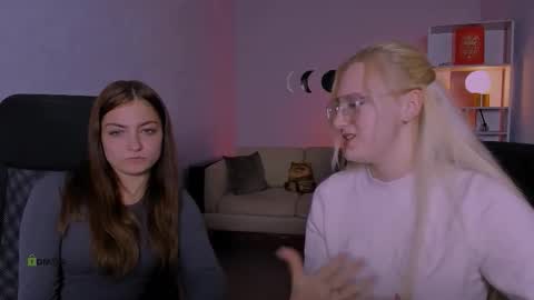 Snapshot of baby_hotte chatting on 4, 11, 2025 baby online show from 4, 11, 2025