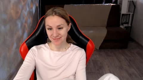 baby_kitte online show from 10, 2, 2026